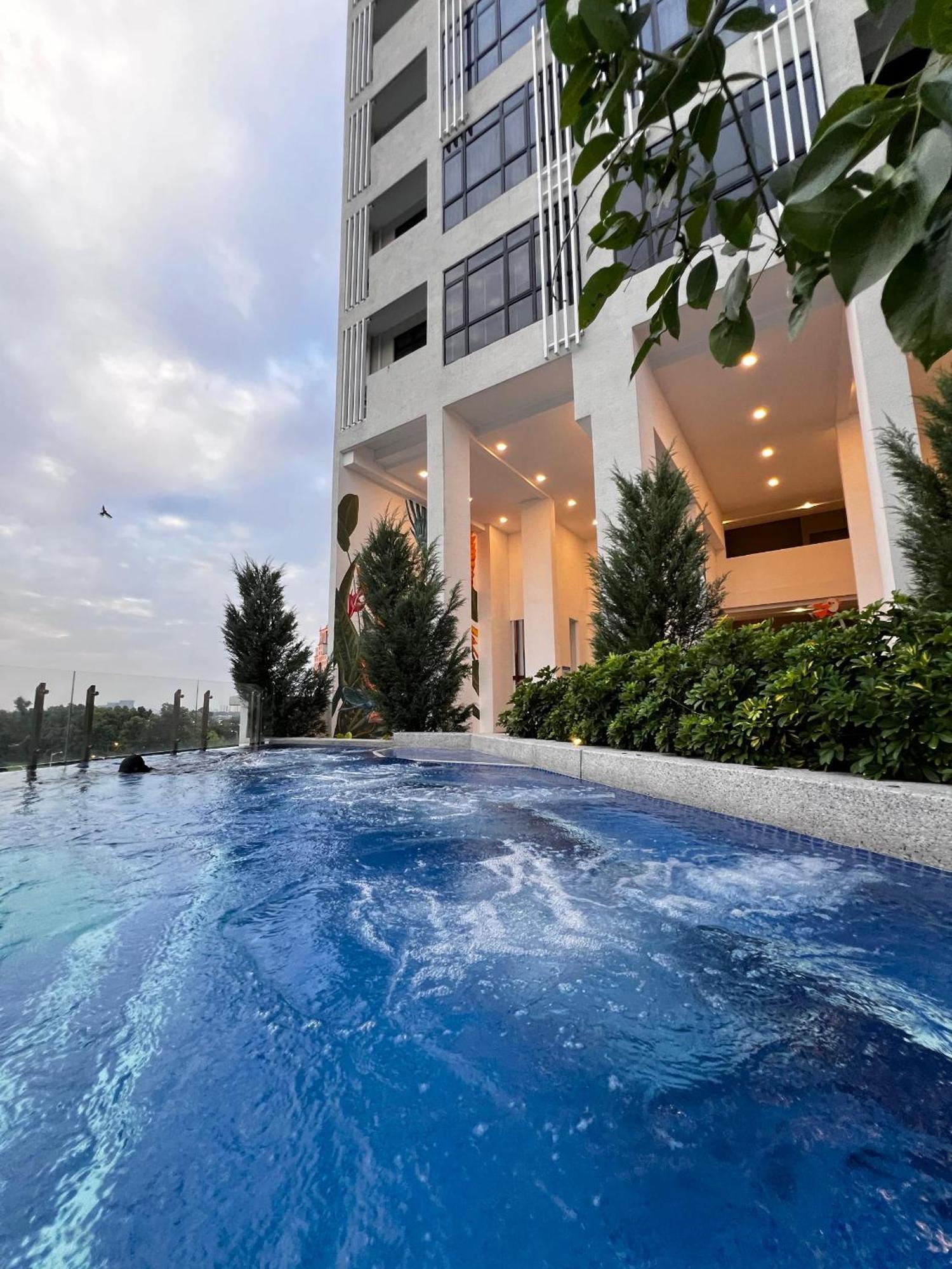 Apartment Casazlyn By Mysky At Presint 5, Putrajaya